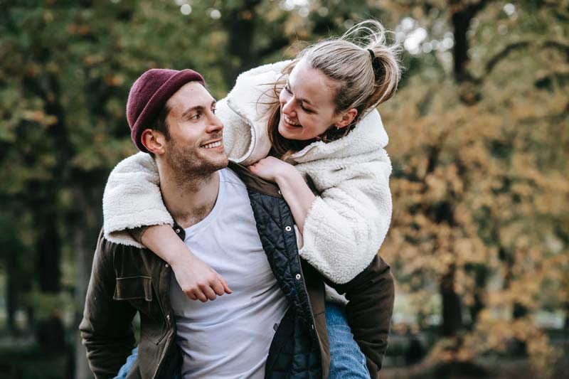 What You Need To Know About Dating A Highly Intelligent Man