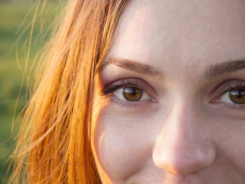 What It REALLY Means When A Man Stares At You - FlirtSavvy